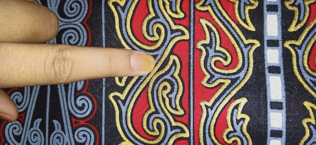 Contoh Batik dengan Motif Prada