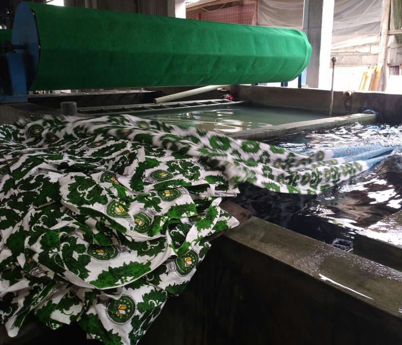 Proses Produksi Seragam Batik Bergaransi