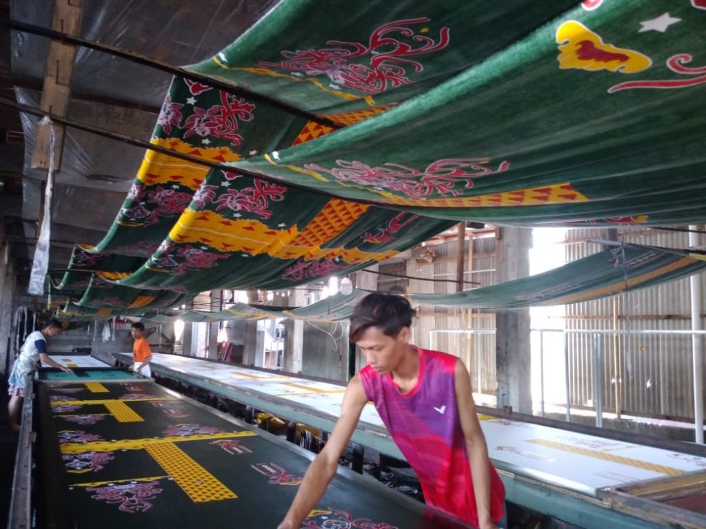 Pabrik Produksi Seragam Batik Sesuai Keinginan