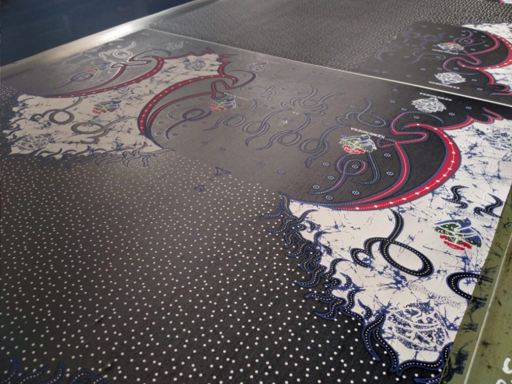 Proses Produksi Batik Printing