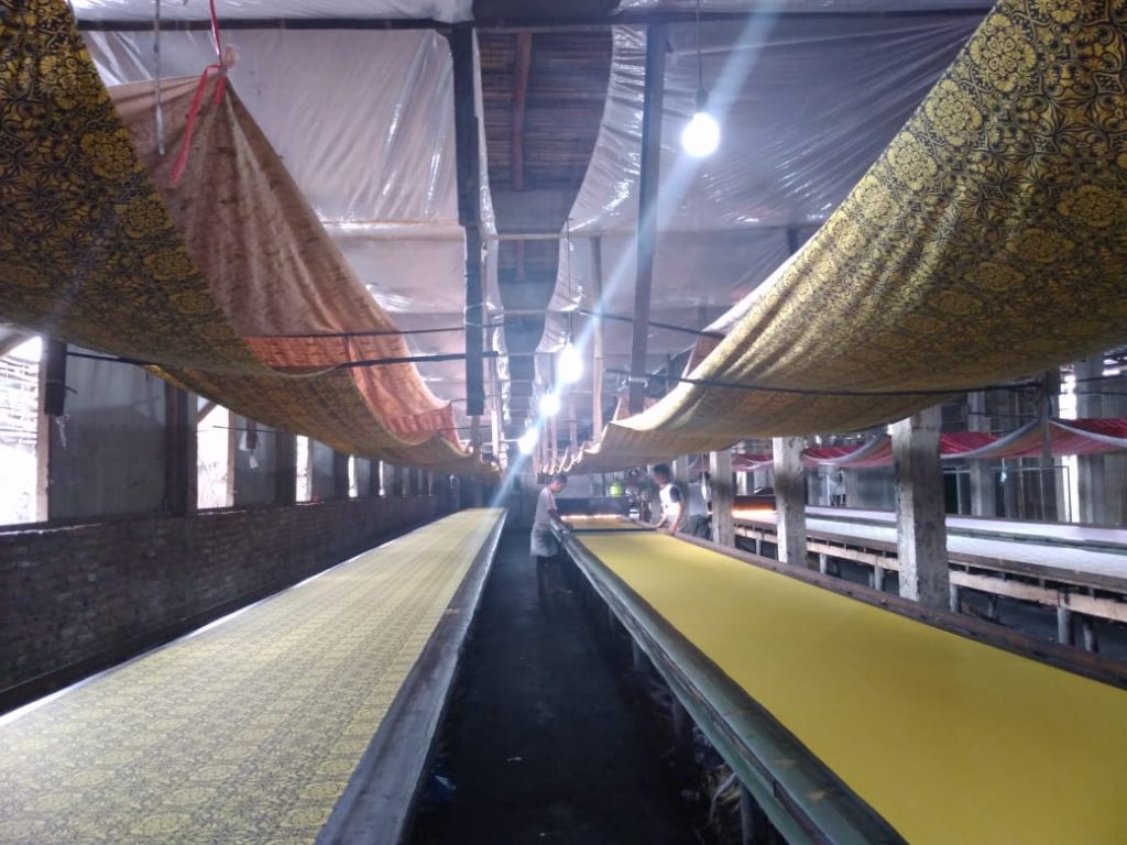 Pabrik Produksi Produsen Mukena Batik Berkualitas Dinar